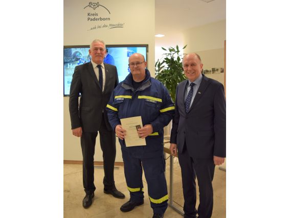 THW-Einsatzkräfte erhalten Bundesflutmedaille - Fluthilfe 2021 © Kreis Paderborn